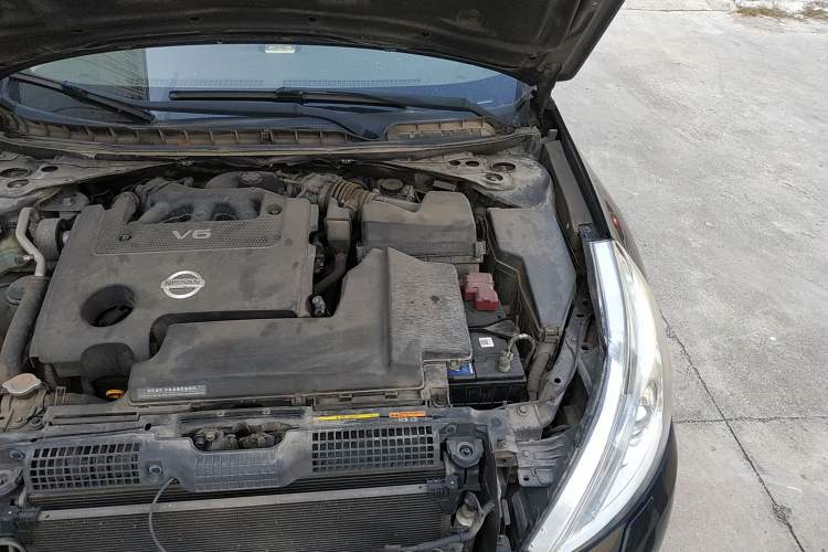 Used Nissan Teana 2010 2.5L XL Anniversary Edition Engine Bay Left