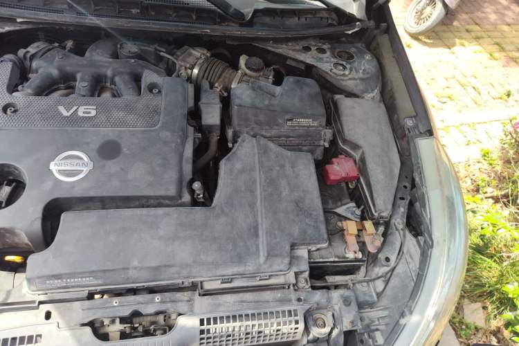 Used Nissan Teana 2010 2.5L XL Anniversary Edition Engine Bay Left