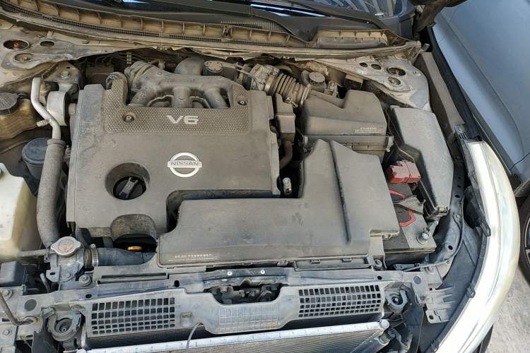 Used Nissan Teana 2010 2.5L XL Anniversary Edition Engine Bay Left