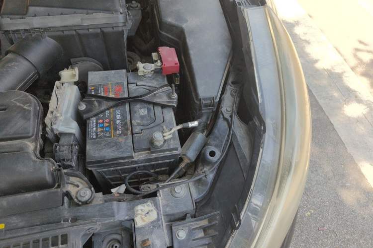 Used Nissan Teana 2010 2.0L XL Anniversary Edition Engine Bay Left
