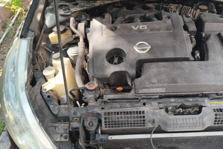 Used Nissan Teana 2010 2.5L XL Anniversary Edition Engine Bay Right