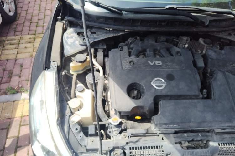 Used Nissan Teana 2010 2.5L XL Anniversary Edition Engine Bay Right