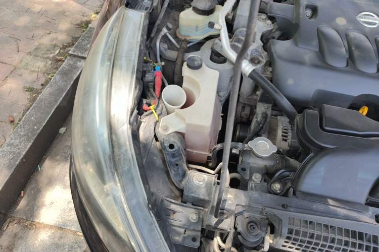 Used Nissan Teana 2010 2.0L XL Anniversary Edition Engine Bay Right