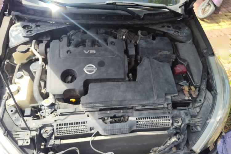 Used Nissan Teana 2010 2.5L XL Anniversary Edition Engine Bay