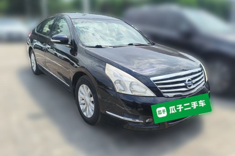 Used Nissan Teana 2010 2.0L XL Anniversary Edition Front Right 45 Deg
