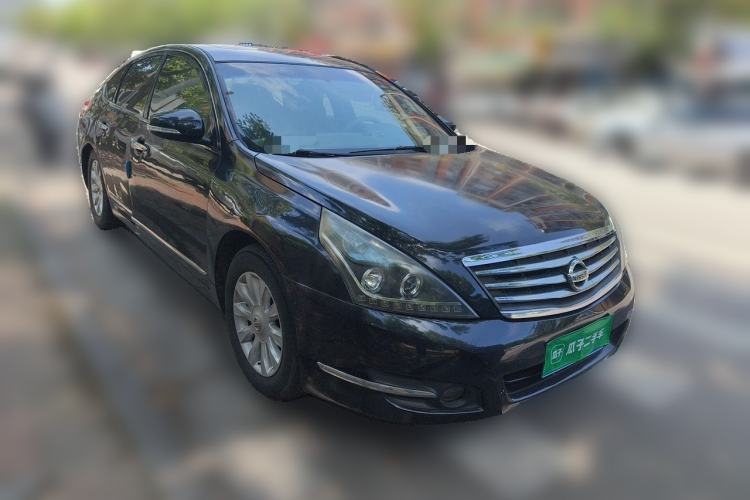 Used Nissan Teana 2010 2.0L XL Anniversary Edition Front Right 45 Deg
