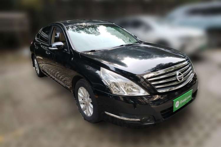 Used Nissan Teana 2010 2.0L XL Anniversary Edition Front Right 45 Deg