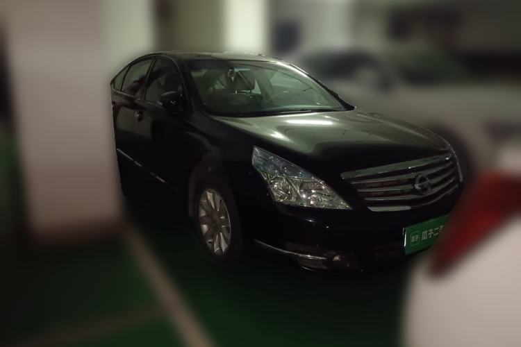 Used Nissan Teana 2010 2.5L XL Anniversary Edition Front Right 45 Deg