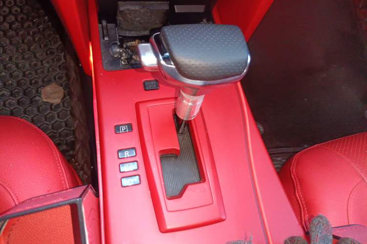 Used Nissan Teana 2010 2.5L XL Anniversary Edition Gear Lever