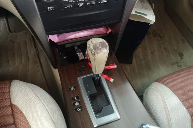Used Nissan Teana 2010 2.5L XL Anniversary Edition Gear Lever