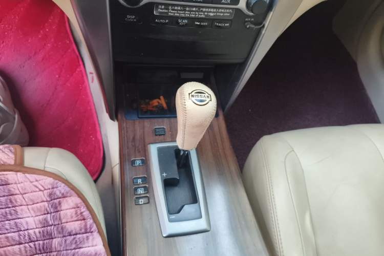 Used Nissan Teana 2010 2.5L XL Anniversary Edition Gear Lever