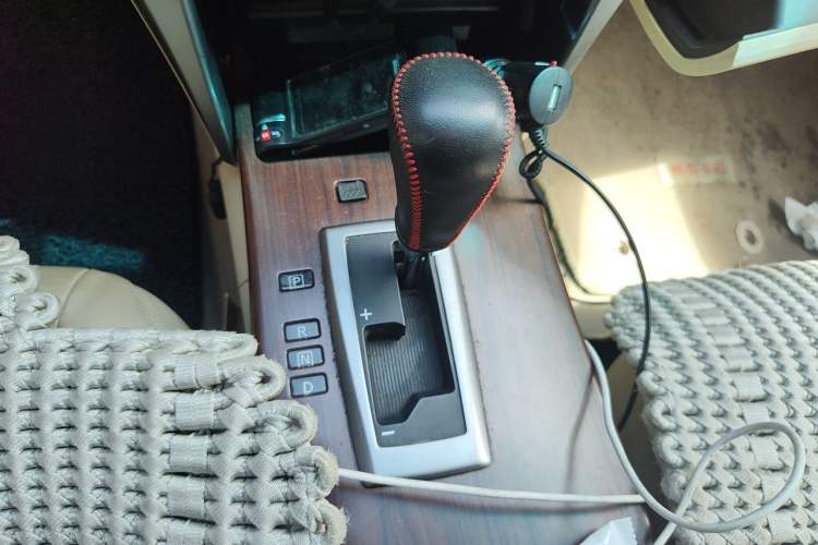 Used Nissan Teana 2010 2.5L XL Anniversary Edition Gear Lever