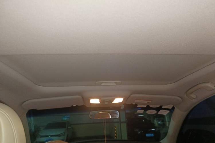 Used Nissan Teana 2010 2.5L XL Anniversary Edition Headliner