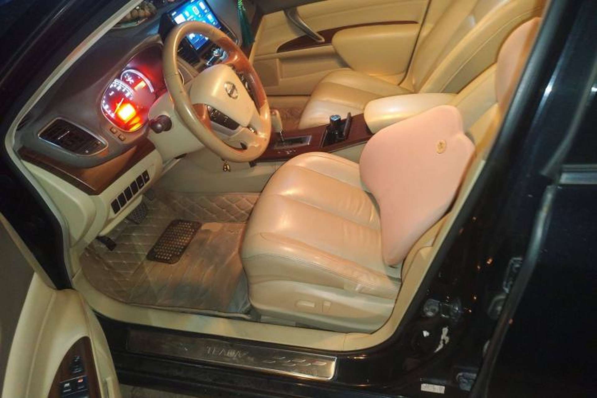 Used Nissan Teana 2010 2.5L XL Anniversary Edition Left Front Seat