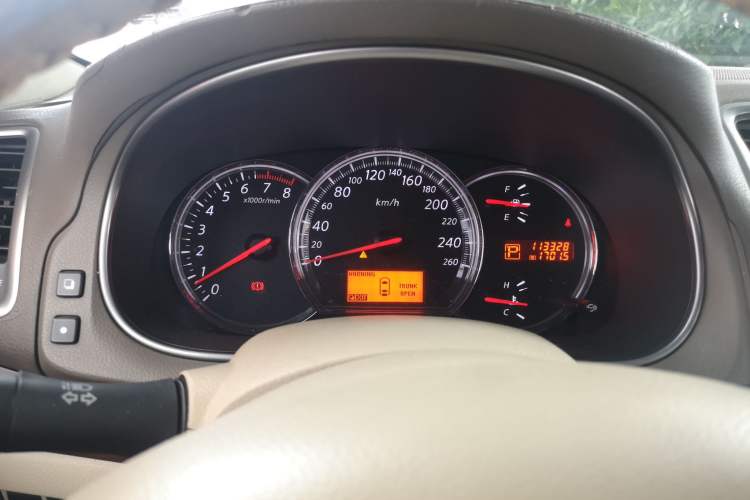 Used Nissan Teana 2010 2.5L XL Anniversary Edition Odometer Close Up