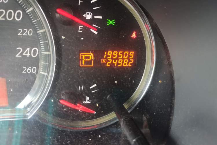 Used Nissan Teana 2010 2.5L XL Anniversary Edition Odometer Close Up
