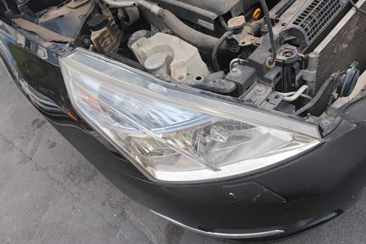 Used Nissan Teana 2010 2.5L XL Anniversary Edition Right Front Headlight