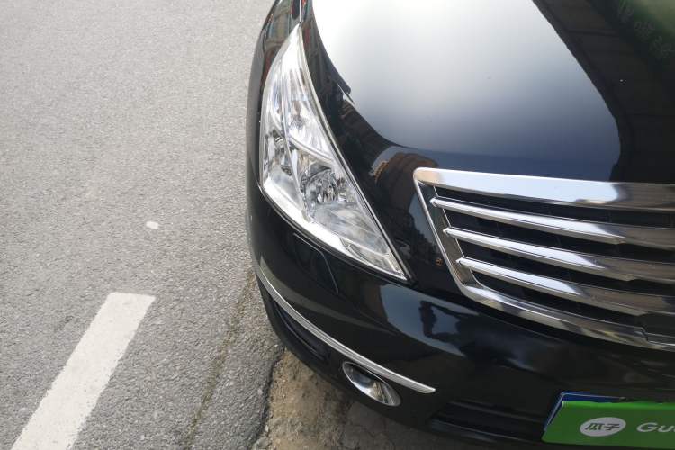Used Nissan Teana 2010 2.5L XL Anniversary Edition Right Front Headlight