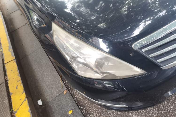 Used Nissan Teana 2010 2.5L XL Anniversary Edition Right Front Headlight