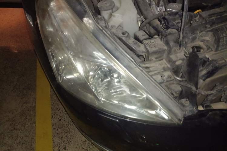 Used Nissan Teana 2010 2.5L XL Anniversary Edition Right Front Headlight