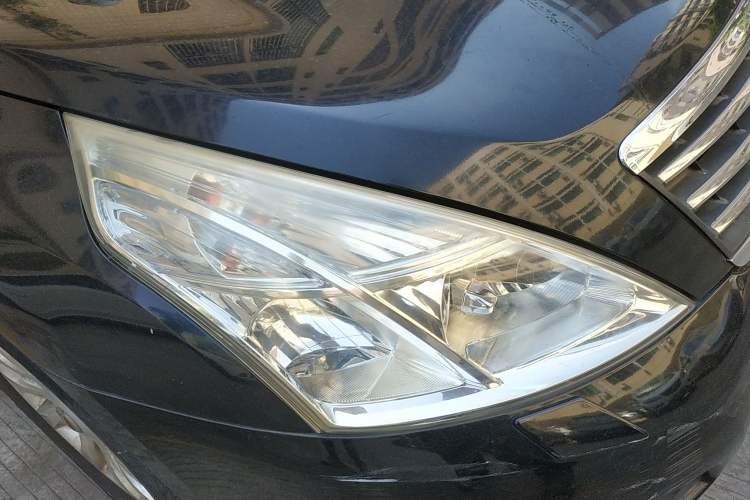 Used Nissan Teana 2010 2.5L XL Anniversary Edition Right Front Headlight
