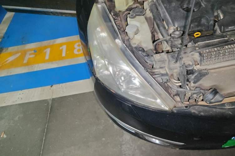 Used Nissan Teana 2010 2.5L XL Anniversary Edition Right Front Headlight