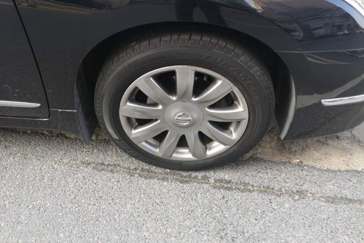 Used Nissan Teana 2010 2.5L XL Anniversary Edition Right Front Wheel Hub