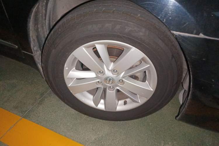 Used Nissan Teana 2010 2.5L XL Anniversary Edition Right Front Wheel Hub