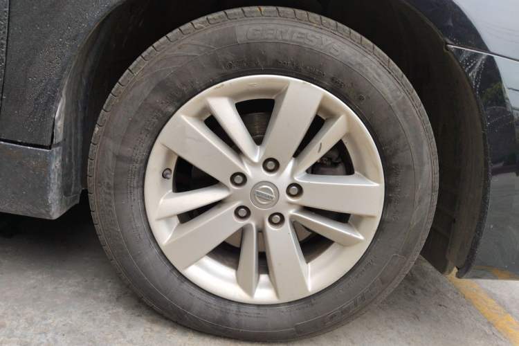 Used Nissan Teana 2010 2.5L XL Anniversary Edition Right Front Wheel Hub