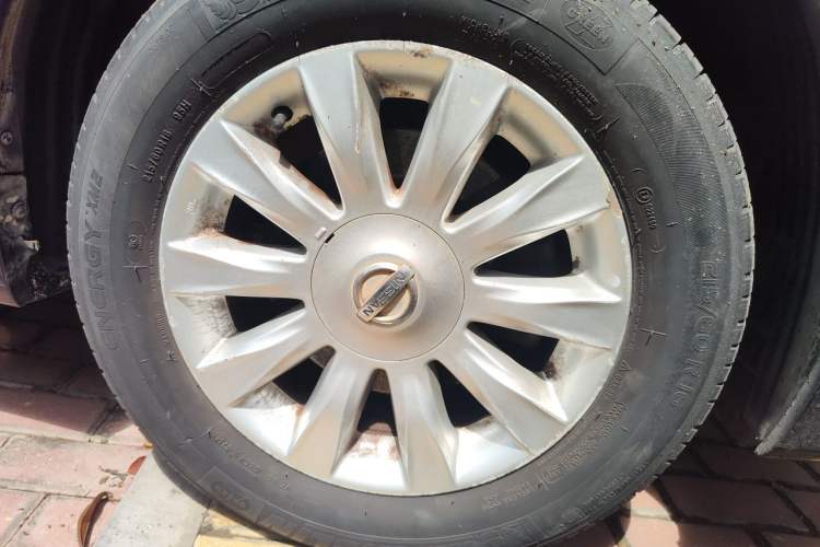Used Nissan Teana 2010 2.5L XL Anniversary Edition Right Front Wheel Hub
