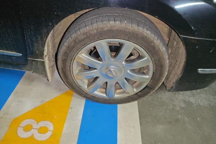 Used Nissan Teana 2010 2.5L XL Anniversary Edition Right Front Wheel Hub