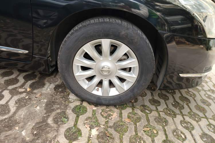 Used Nissan Teana 2010 2.0L XL Anniversary Edition Right Front Wheel Hub