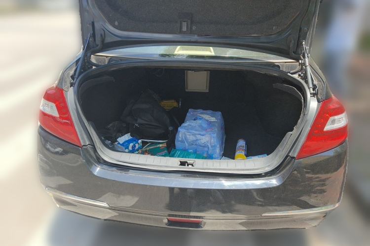 Used Nissan Teana 2010 2.0L XL Anniversary Edition Trunk