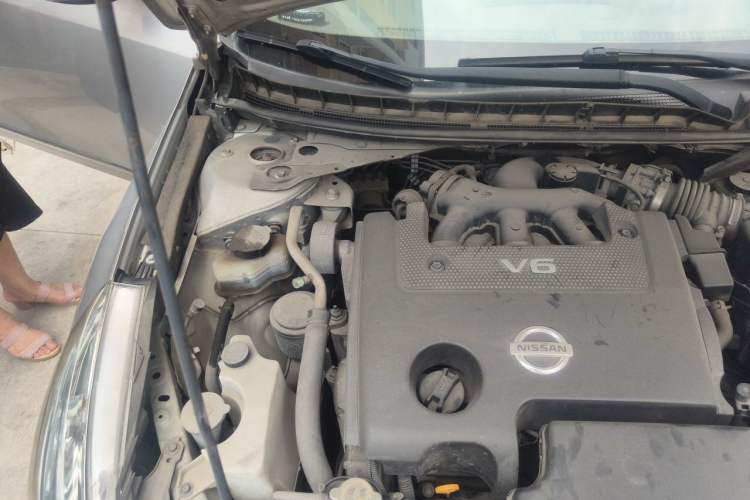 Used Nissan Teana 2010 2.5L XL Anniversary Edition Engine Bay Right