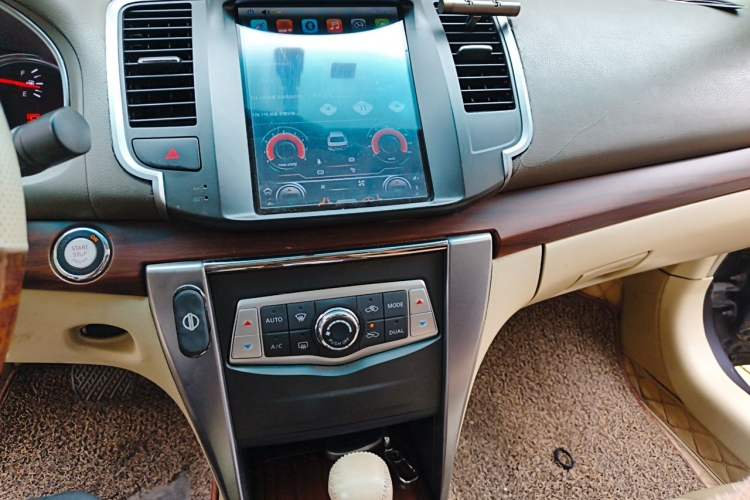 Used Nissan Teana 2010 2.5L XL Anniversary Edition Audio And AC Panel