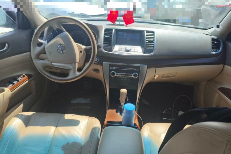 Used Nissan Teana 2010 2.0L XL Anniversary Edition Center Console