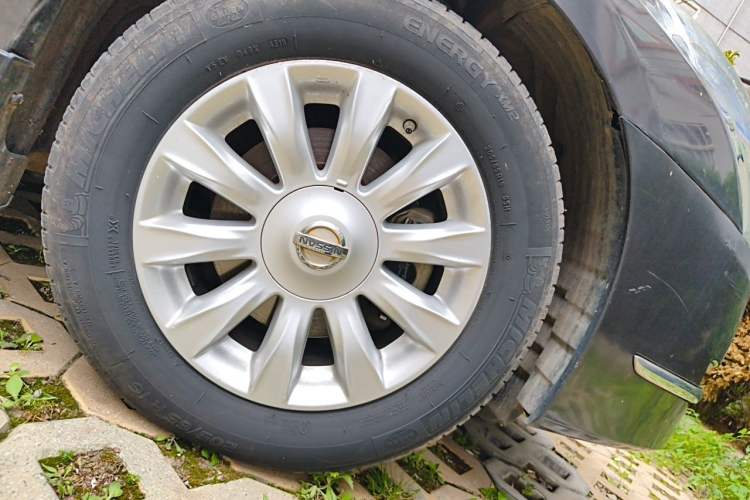 Used Nissan Teana 2010 2.5L XL Anniversary Edition Right Front Wheel Hub