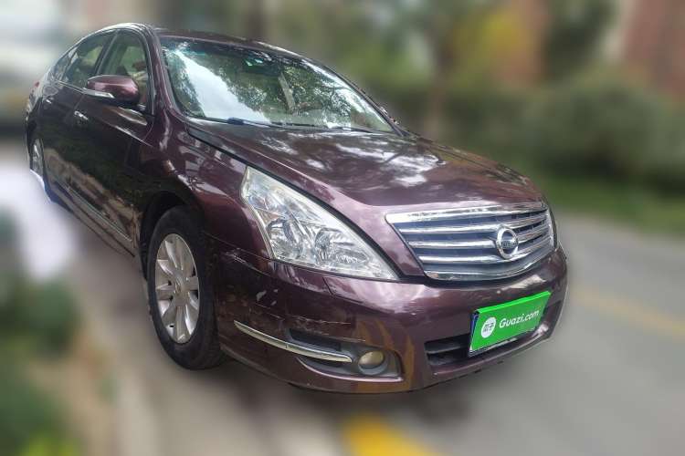 Used Nissan Teana 2010 2.5L XL Anniversary Edition Front Right 45 Deg