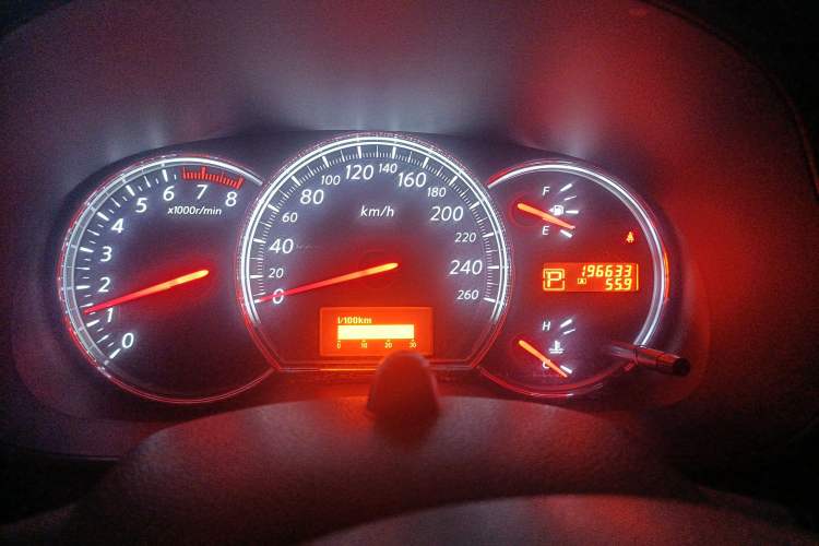 Used Nissan Teana 2010 2.0L XL Anniversary Edition Instrument Cluster