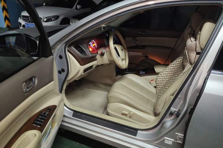 Used Nissan Teana 2010 2.5L XL Anniversary Edition Driver Seat