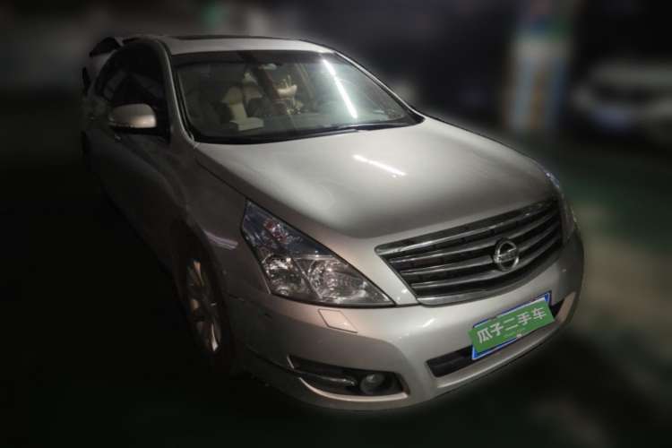 Used Nissan Teana 2010 2.5L XL Anniversary Edition Front Right 45 Deg
