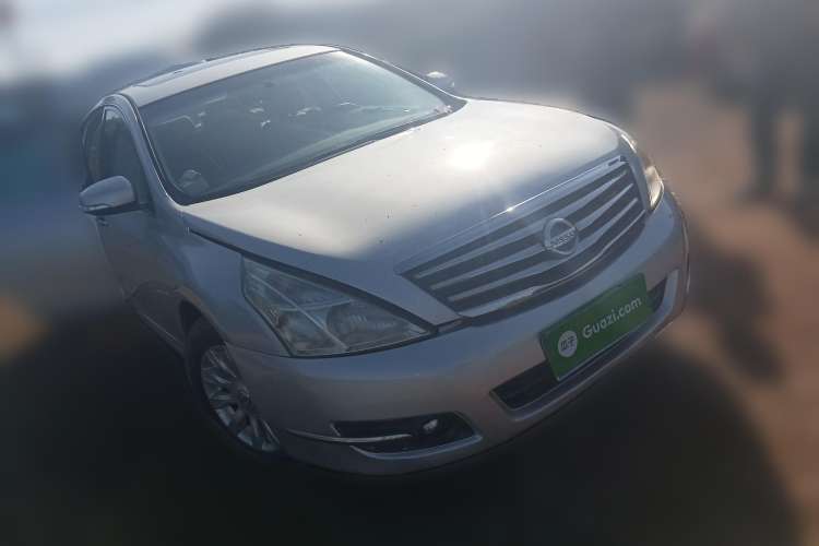 Used Nissan Teana 2010 2.0L XL Anniversary Edition Front Right 45 Deg