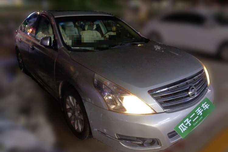 Used Nissan Teana 2010 2.0L XL Anniversary Edition Front Right 45 Deg