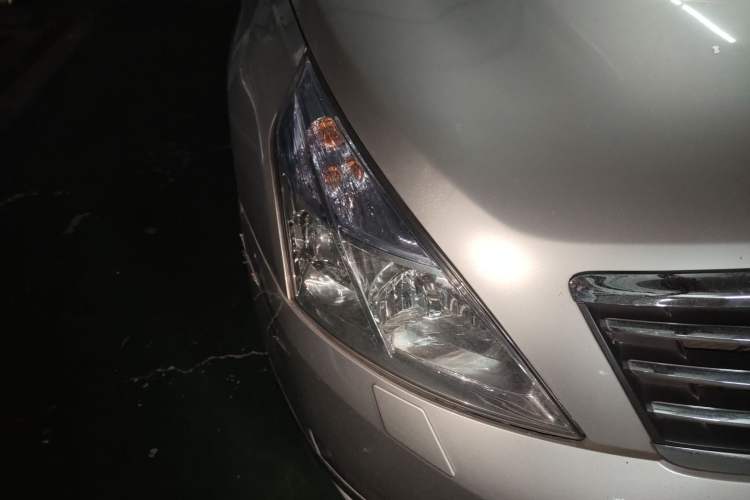 Used Nissan Teana 2010 2.5L XL Anniversary Edition Right Front Headlight
