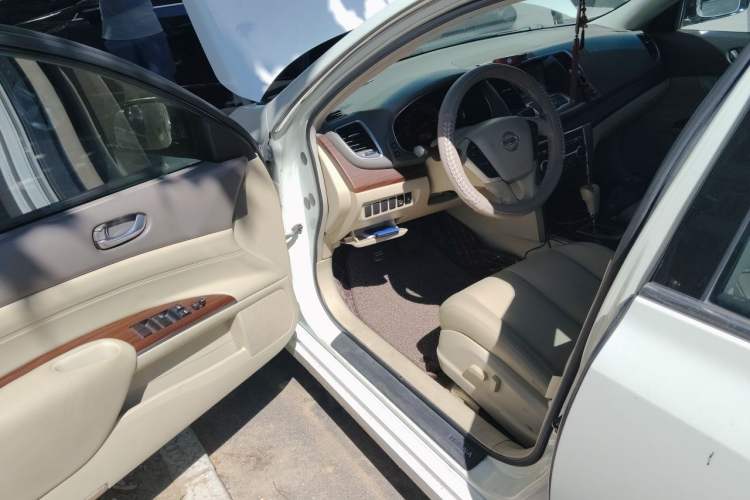 Used Nissan Teana 2010 2.5L XL Anniversary Edition Driver Seat