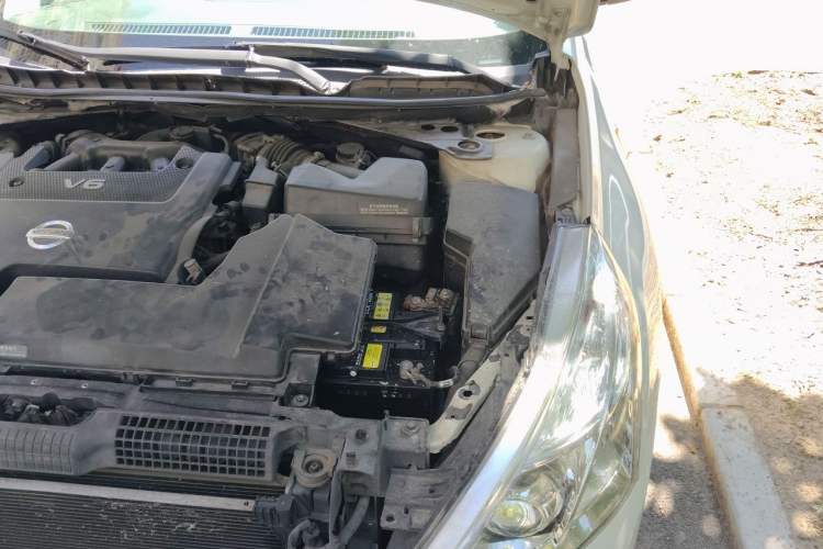 Used Nissan Teana 2010 2.5L XL Anniversary Edition Engine Bay Left