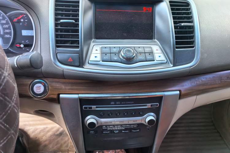 Used Nissan Teana 2011 2.0L XL Comfort Edition Audio And AC Panel