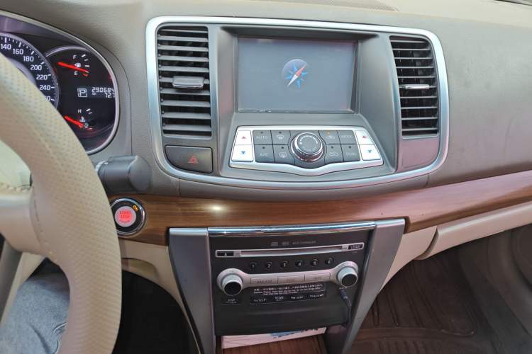 Used Nissan Teana 2011 2.5L XL Advanced Edition Audio And AC Panel