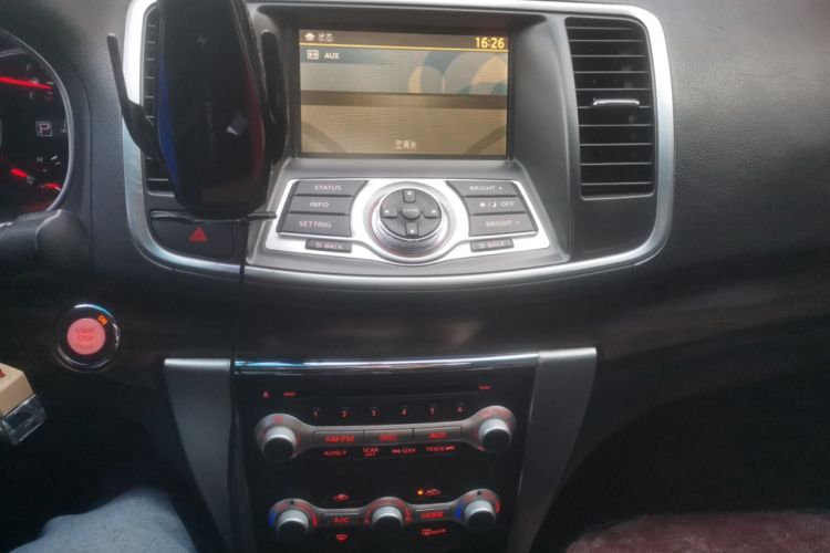 Used Nissan Teana 2011 Duke 2.5L XV Luxury Edition Audio And AC Panel