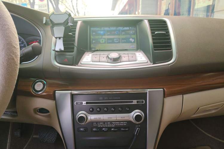 Used Nissan Teana 2011 2.5L XL Advanced Edition Audio And AC Panel
